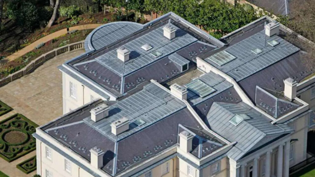 From Ambani to Bollywood: Most Expensive Homes in India Revealed
