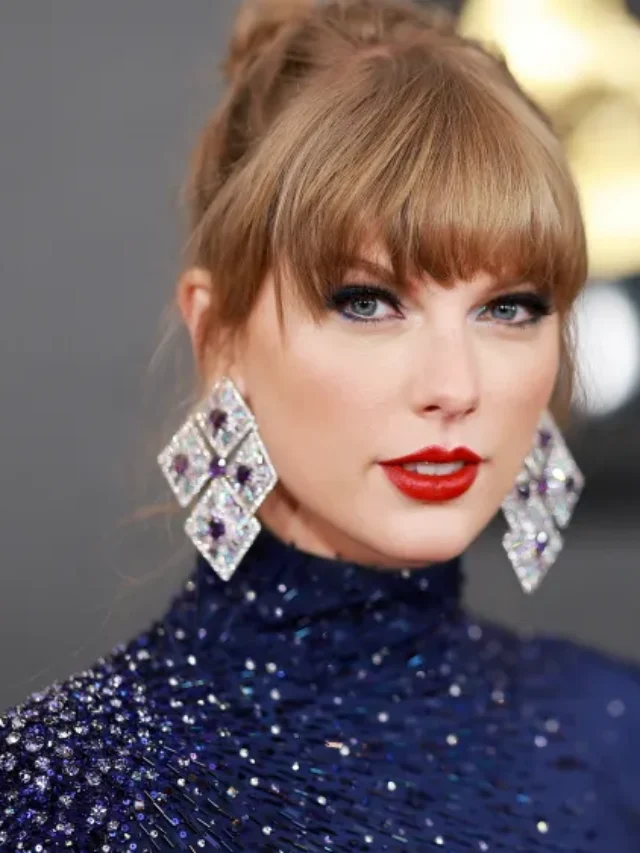 Taylor Swift – 12 Most Controversial Scandals